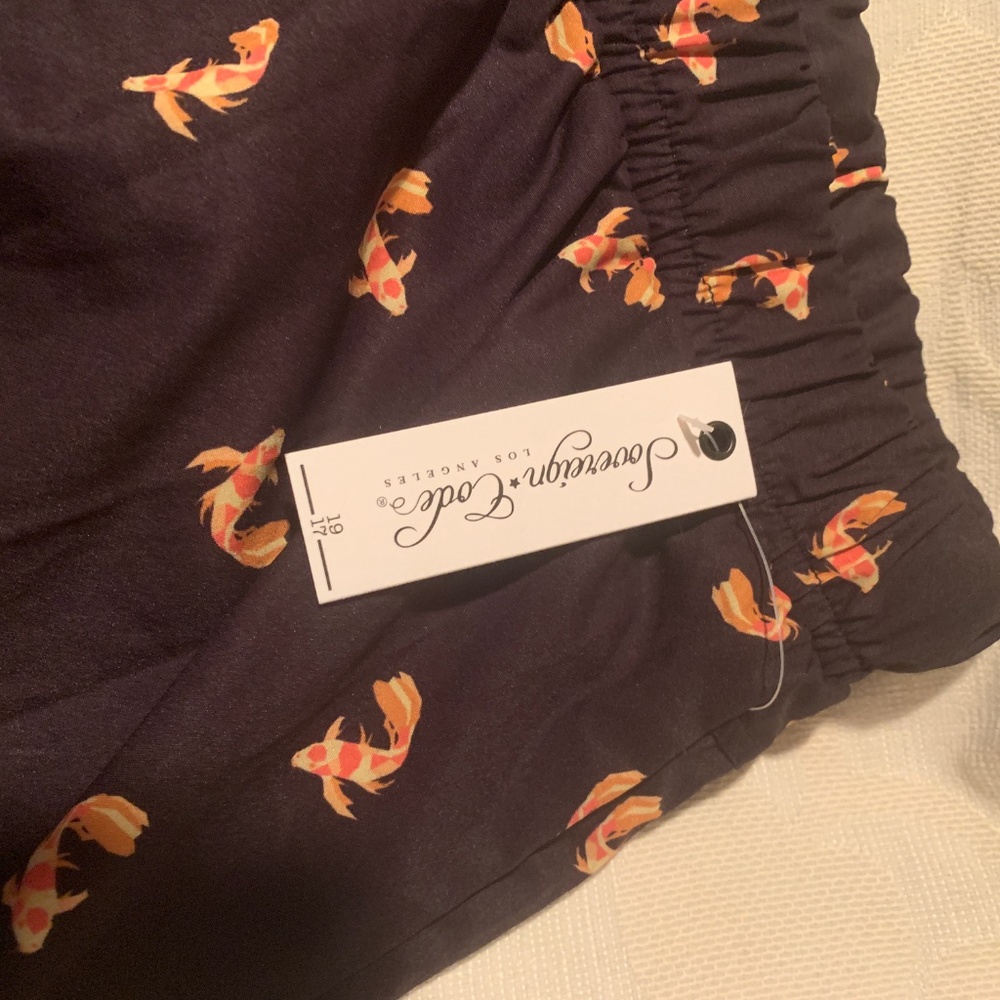 Sovereign Code Koi Swim Trunks - Picture 4 of 4